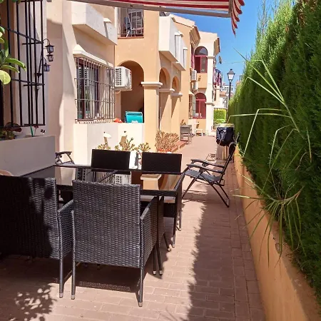 Nyaraló A Quiet House In The Neighborhood Of Urbanizacion Club Salino Torrevieja